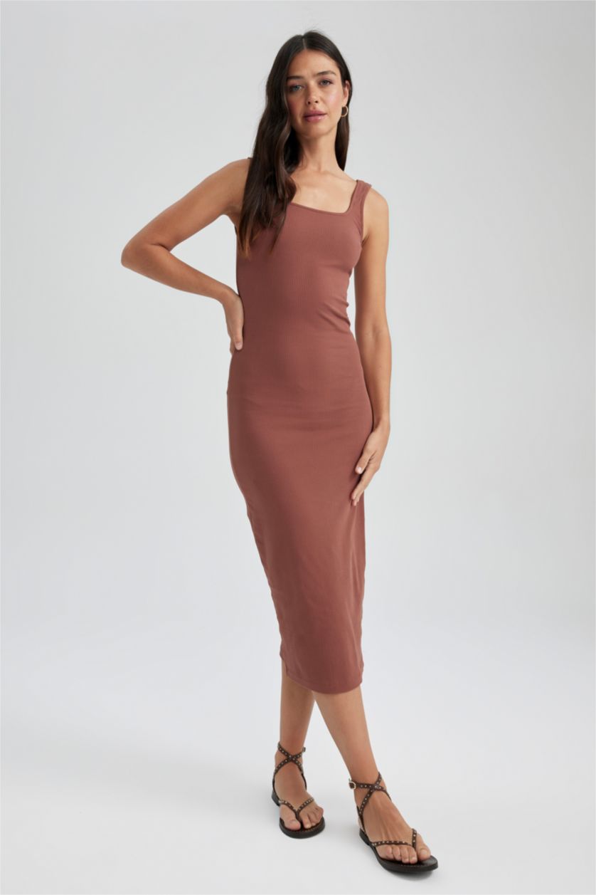 Kadın Kahve Bodycon Kare Yaka Fitilli Kaşkorse Midi Askılı Elbise