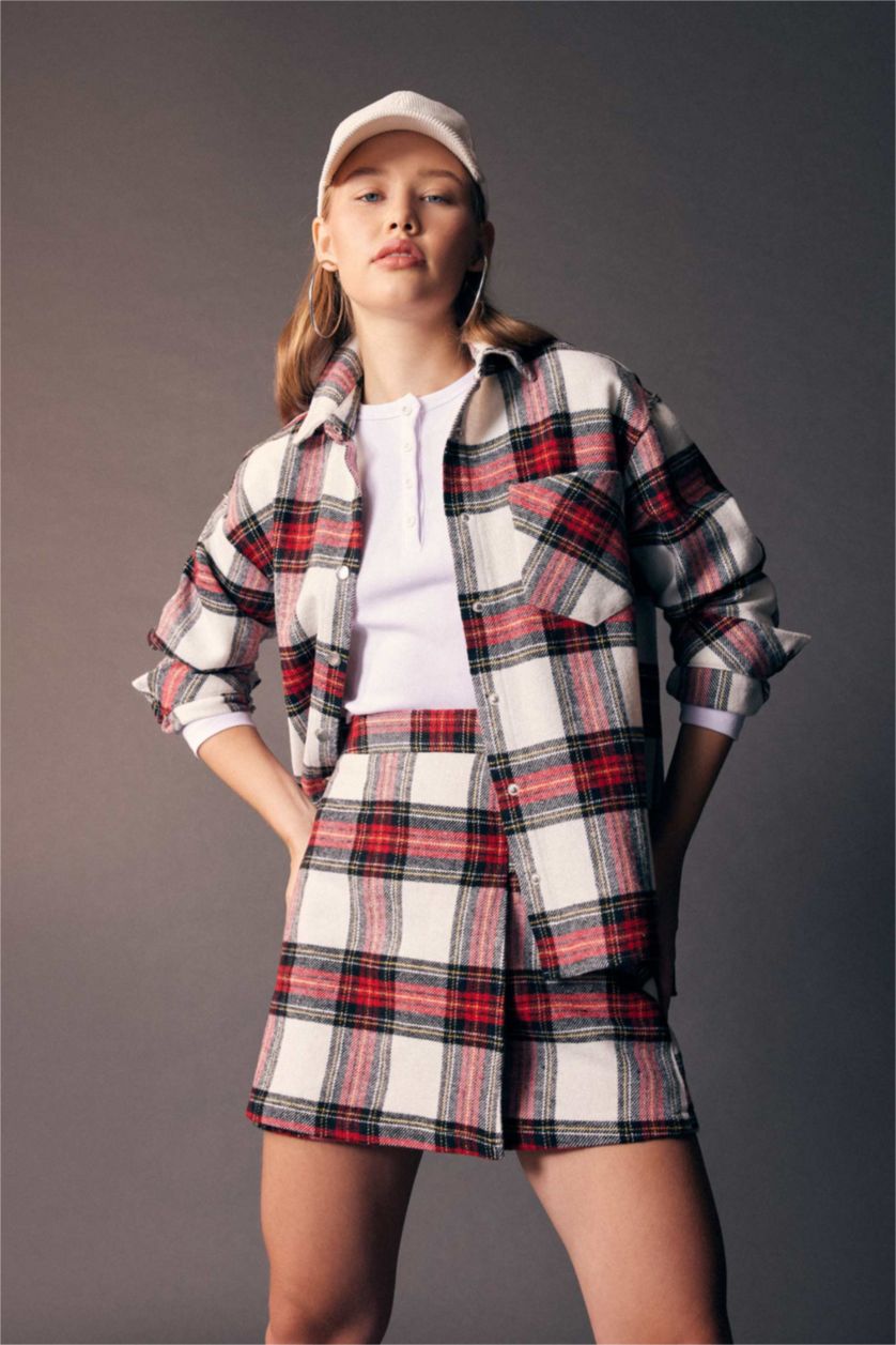 حريمي أحمر جيبة بليسيه