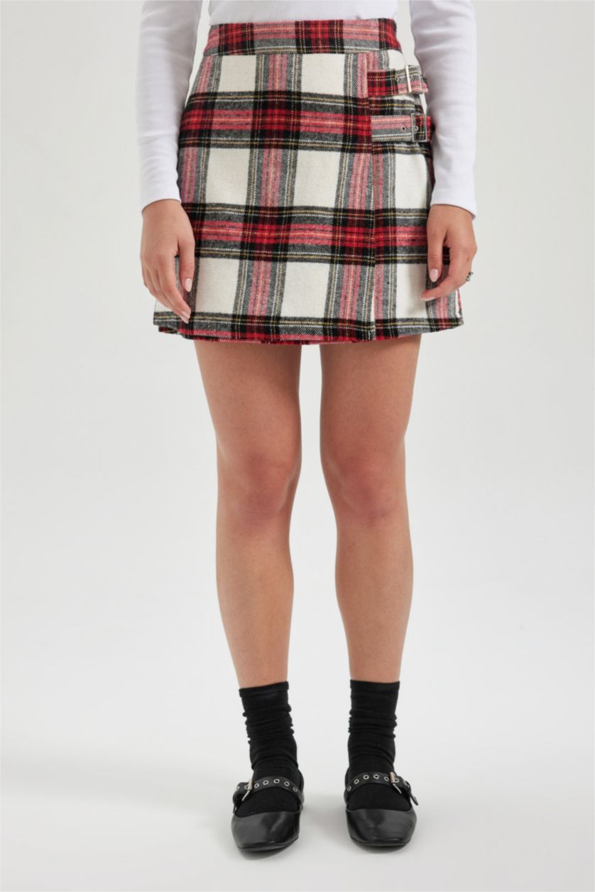 حريمي أحمر جيبة بليسيه