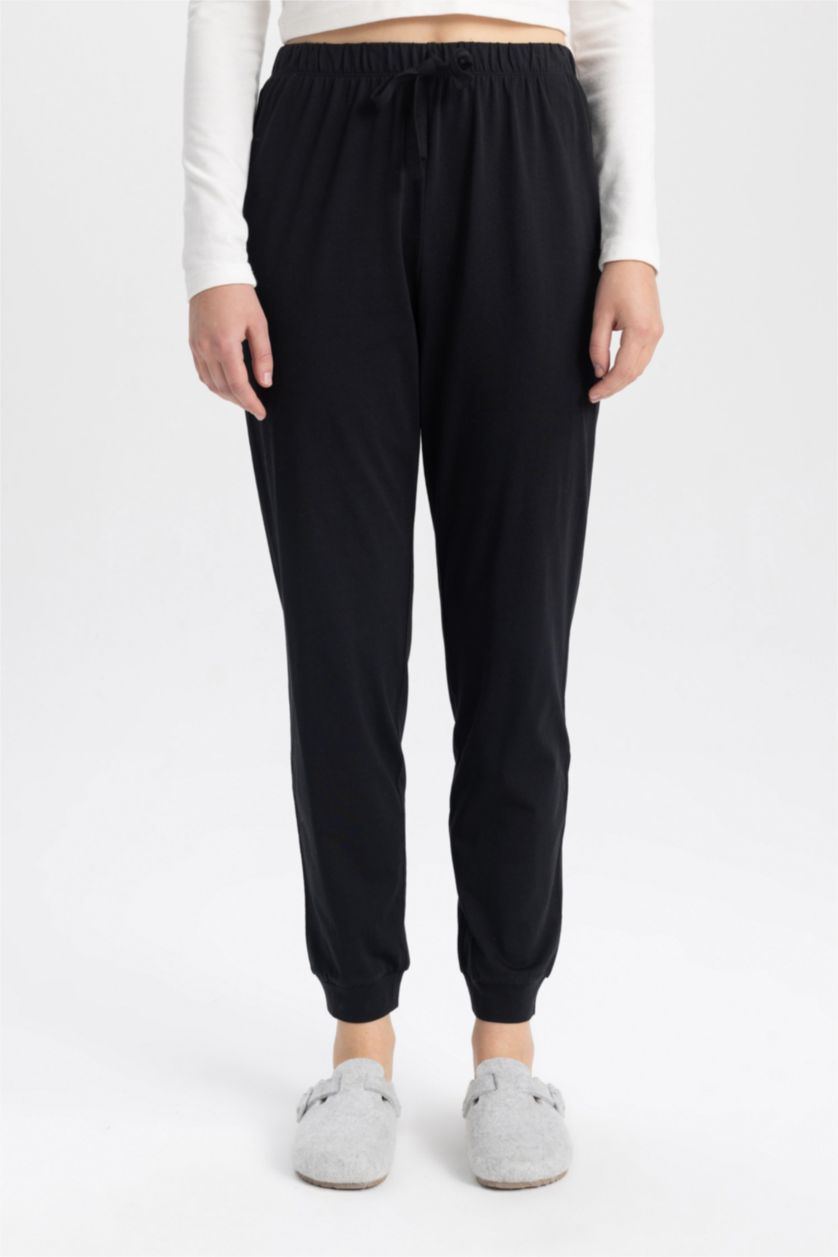 WOMAN Black Regular Fit Knitted Bottoms