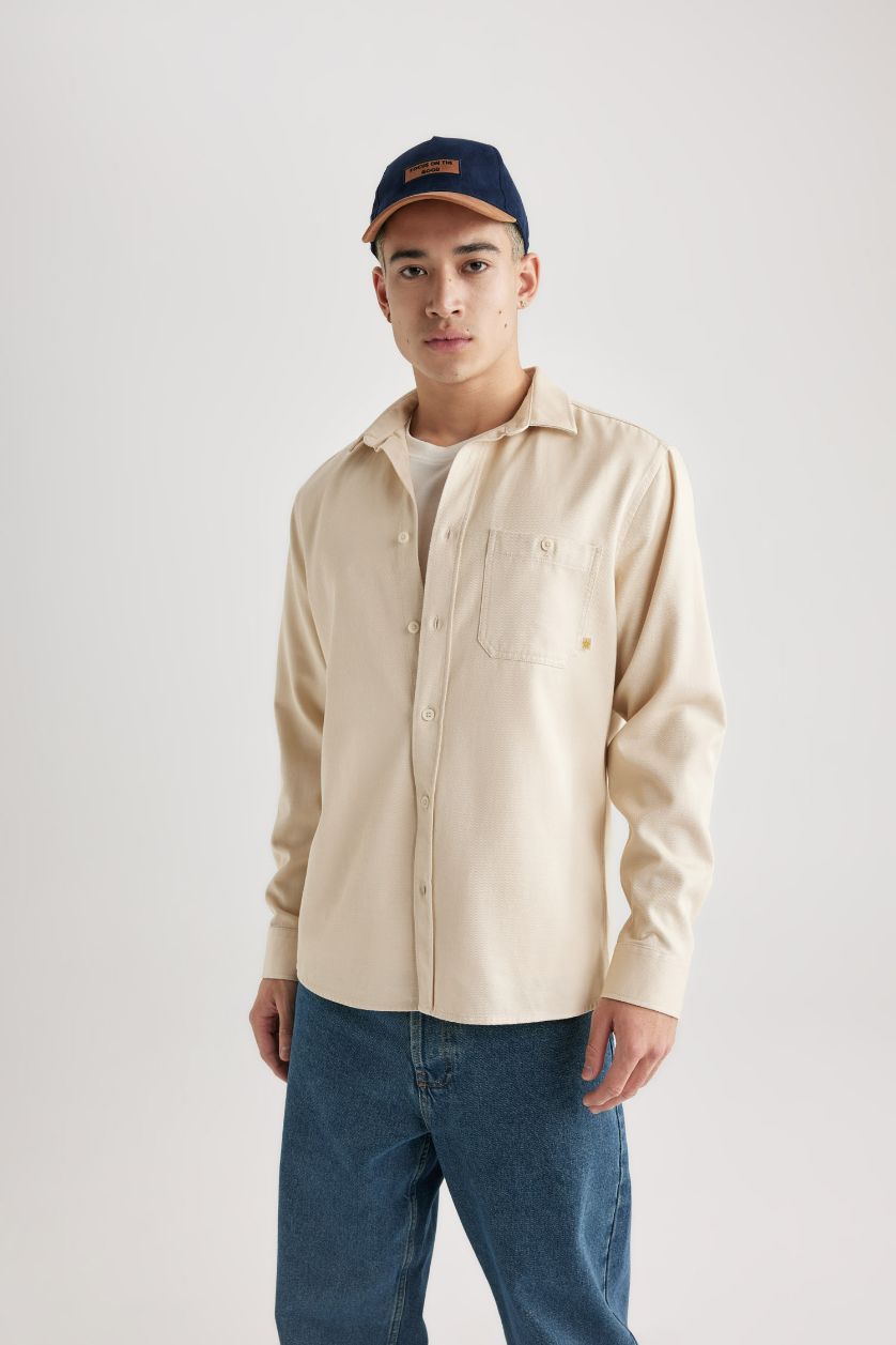 رجال بيج فاتح قميص ردن طويل قماش ايوسل قصة عادية