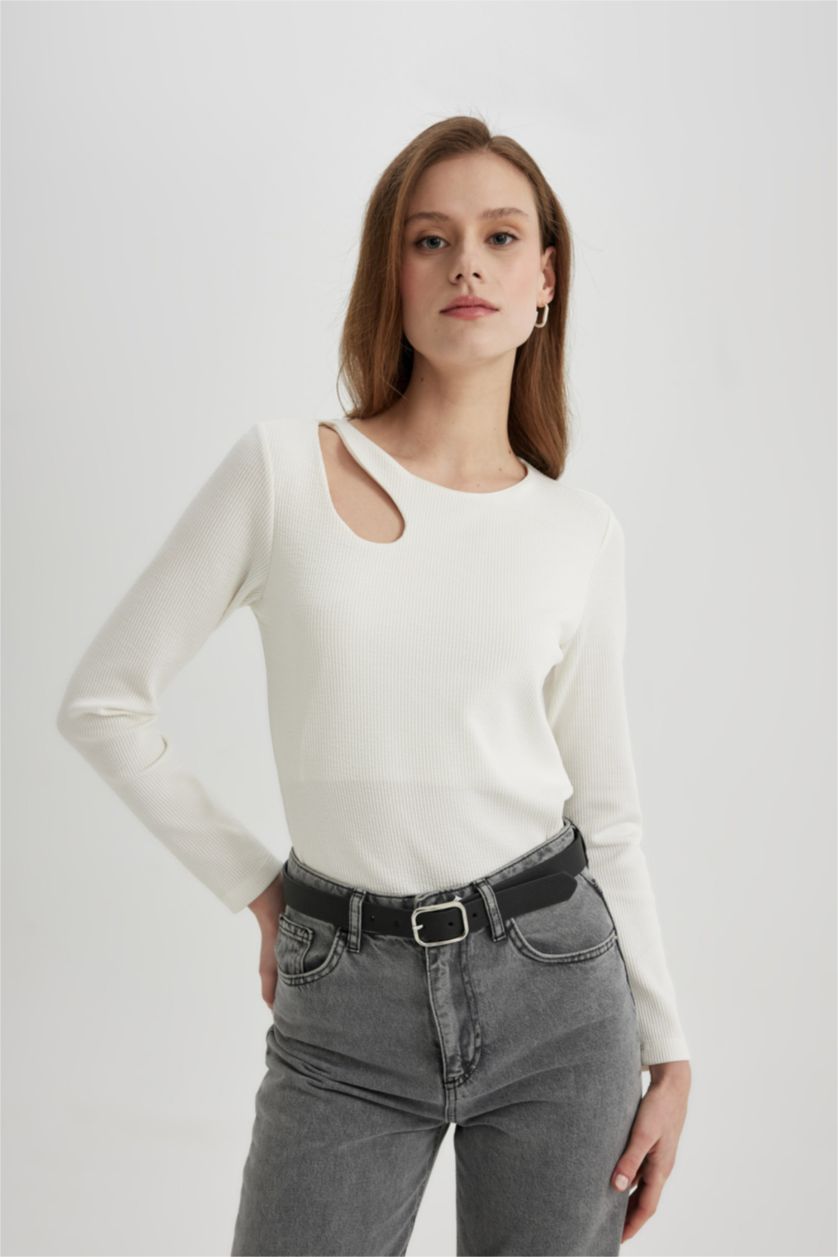 نساء بيج فاتح تي شيرت كم طويل مضلع سليم فيت برقبة مستديرة