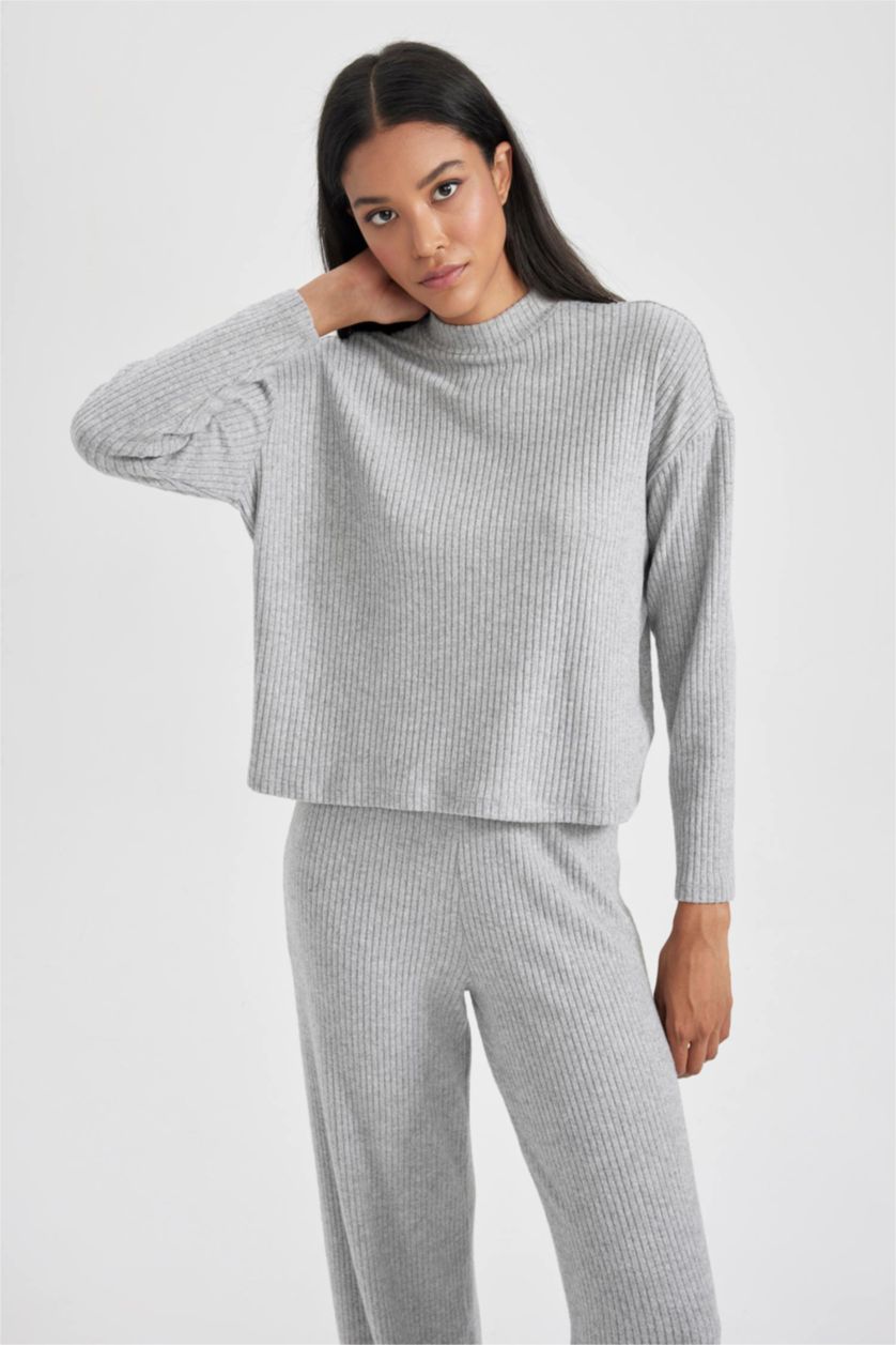 Женщины Светло-серый Кофта стандартного кроя с круглым вырезом