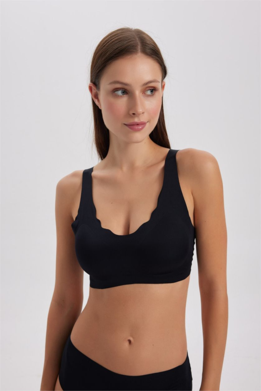 WOMAN Black Removable Pads