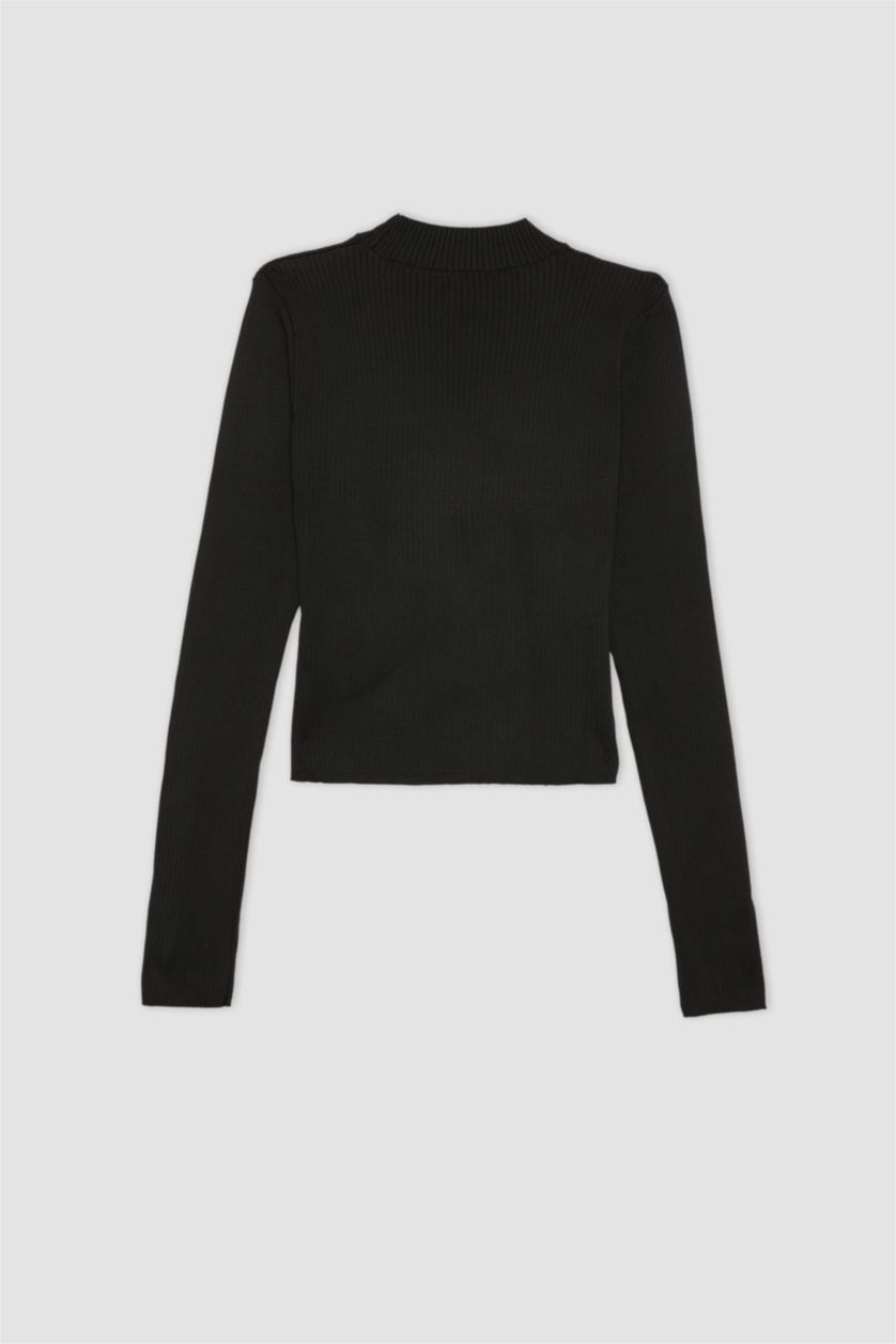 Kadın Siyah Fitted Choker Yaka Triko Kazak
