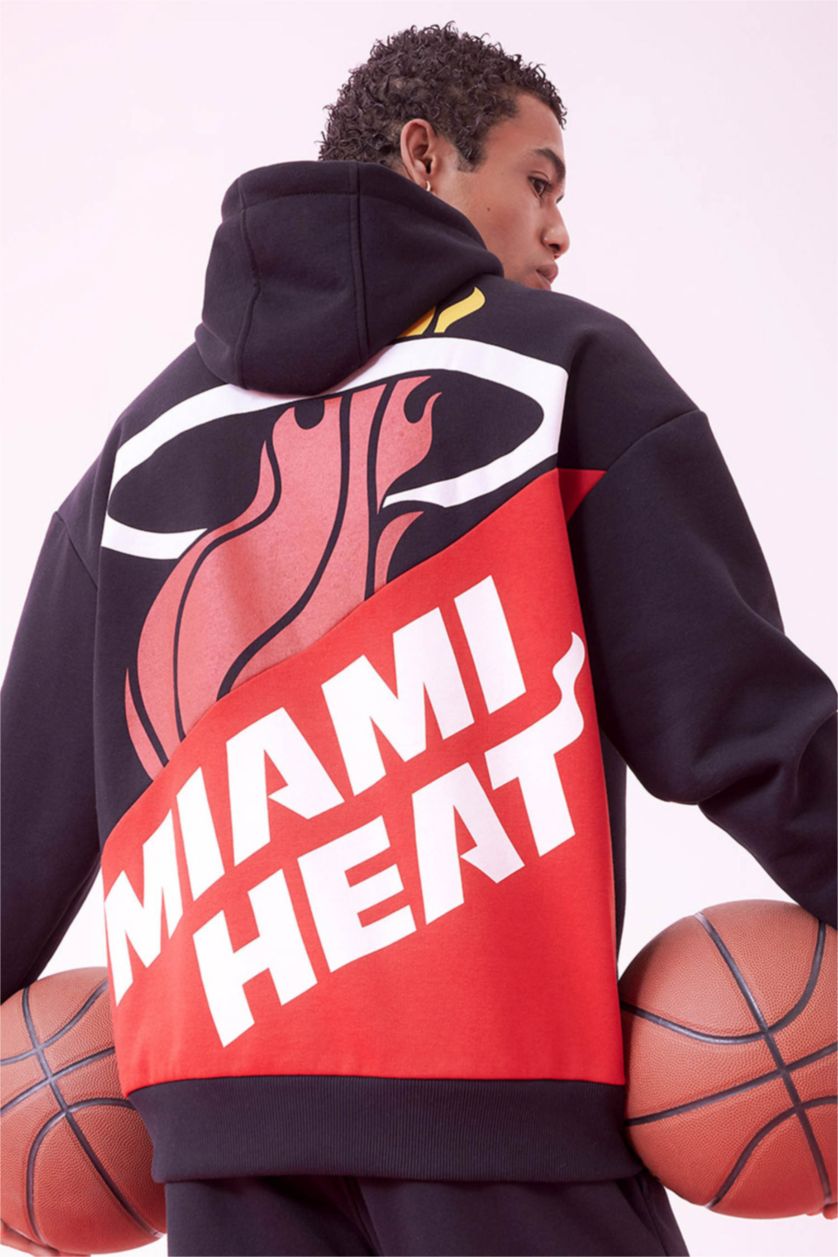 Мужчины Черный Свитшот оверсайз NBA Miami Heat с капюшоном, DeFactoFit