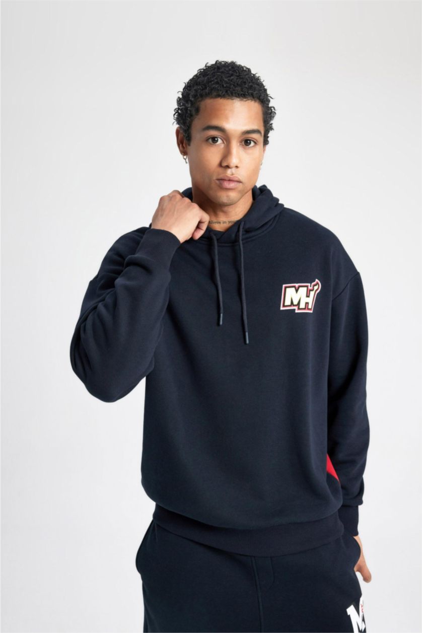 Мужчины Черный Свитшот оверсайз NBA Miami Heat с капюшоном, DeFactoFit