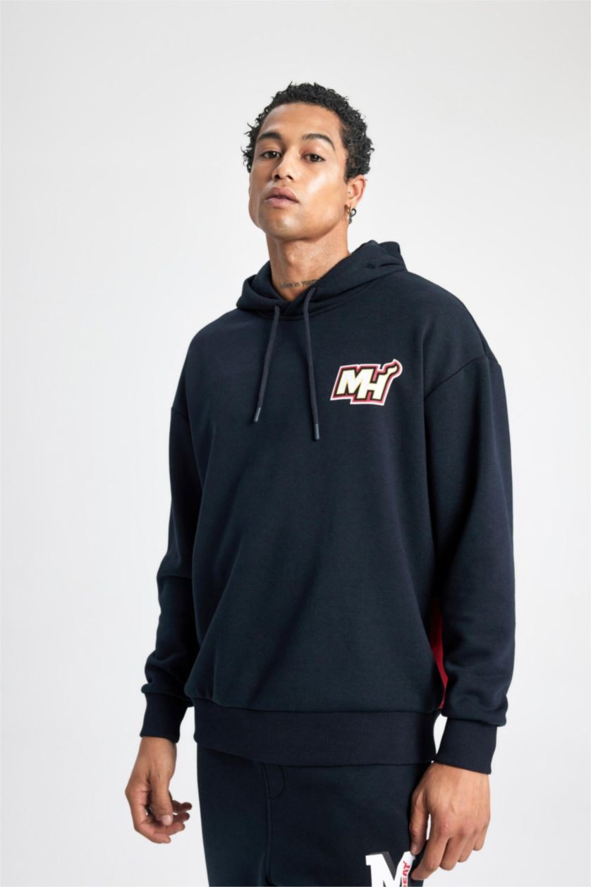 Мужчины Черный Свитшот оверсайз NBA Miami Heat с капюшоном, DeFactoFit