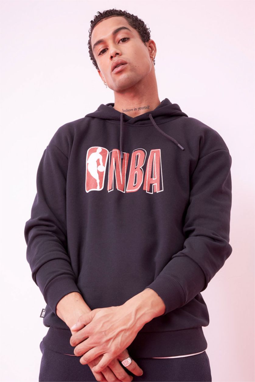 MAN Black DeFactoFit NBA Wordmark Boxy Fit Thick Sweatshirt