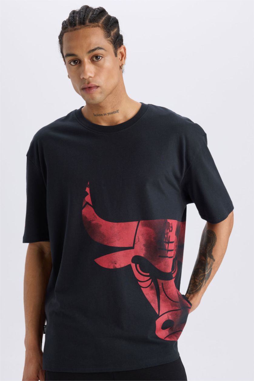 MAN Black DeFactoFit NBA Chicago Bulls Oversize Fit T-Shirt