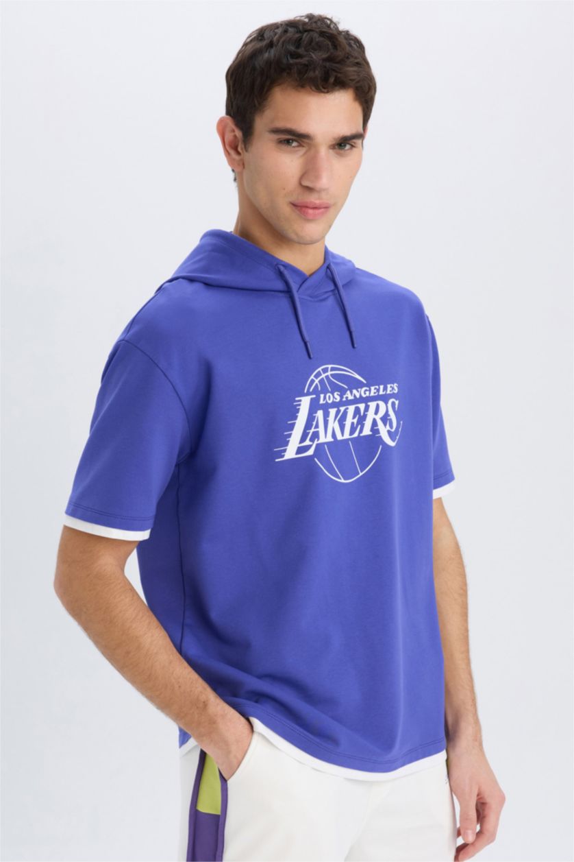 Мужчины Фиолетовый Футболка оверсайз с лицензией NBA Los Angeles Lakers, капюшоном и коротким рукавом, Коллекция DeFactoFit
