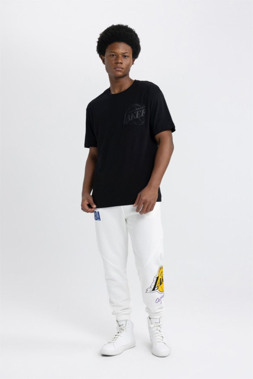Erkek Siyah DeFactoFit NBA Los Angeles Lakers Boxy Fit Bisiklet Yaka Kısa Kollu Tişört