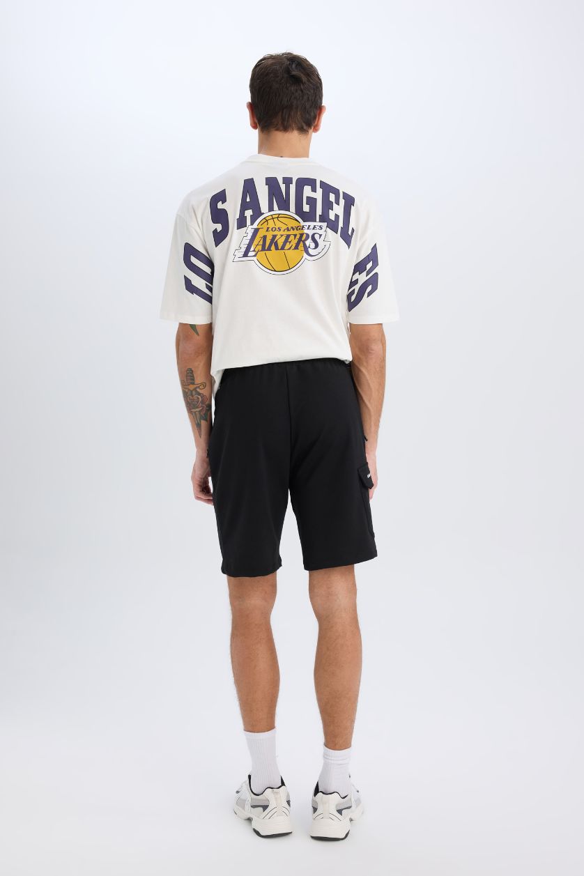 Erkek Siyah NBA Los Angeles Lakers Standart Fit Kargo Cepli Kısa Paça Şort