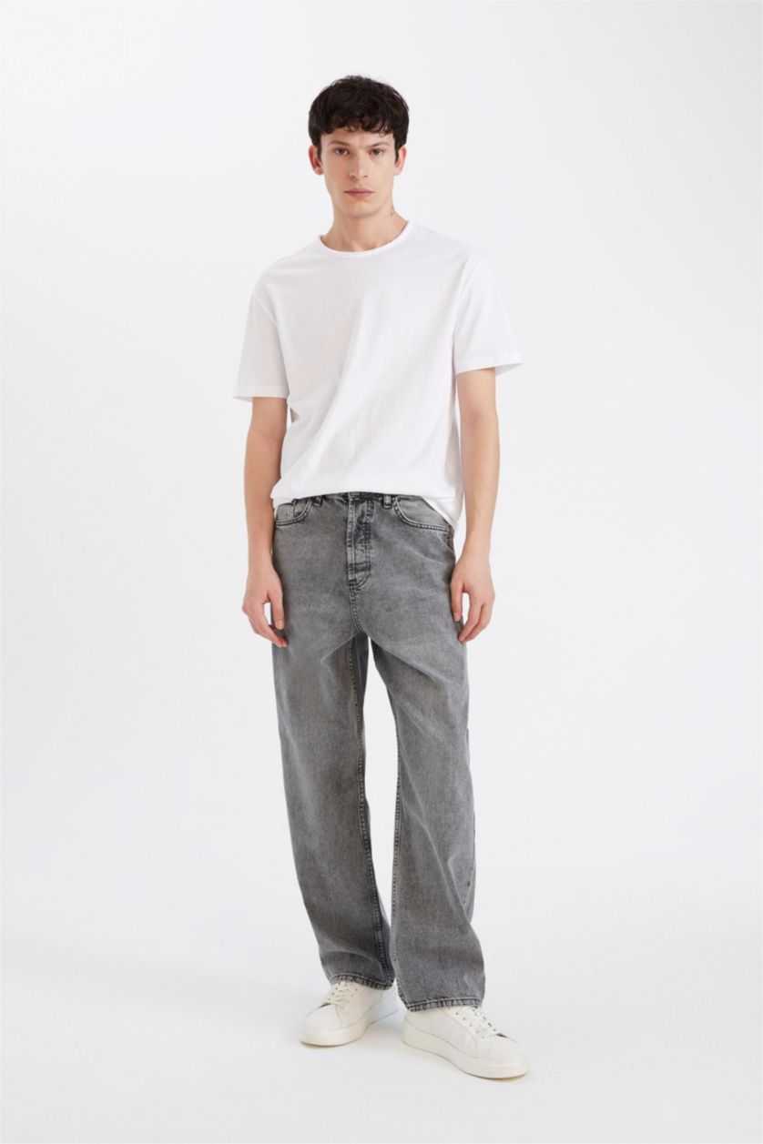 MAN Grey Baggy Fit Wide Pattern Normal Waist Wide Leg Jeans
