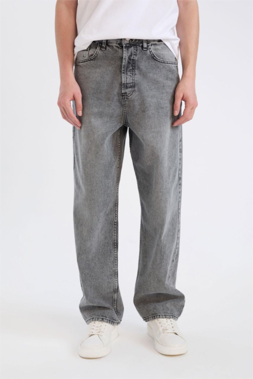 MAN Grey Baggy Fit Wide Pattern Normal Waist Wide Leg Jeans