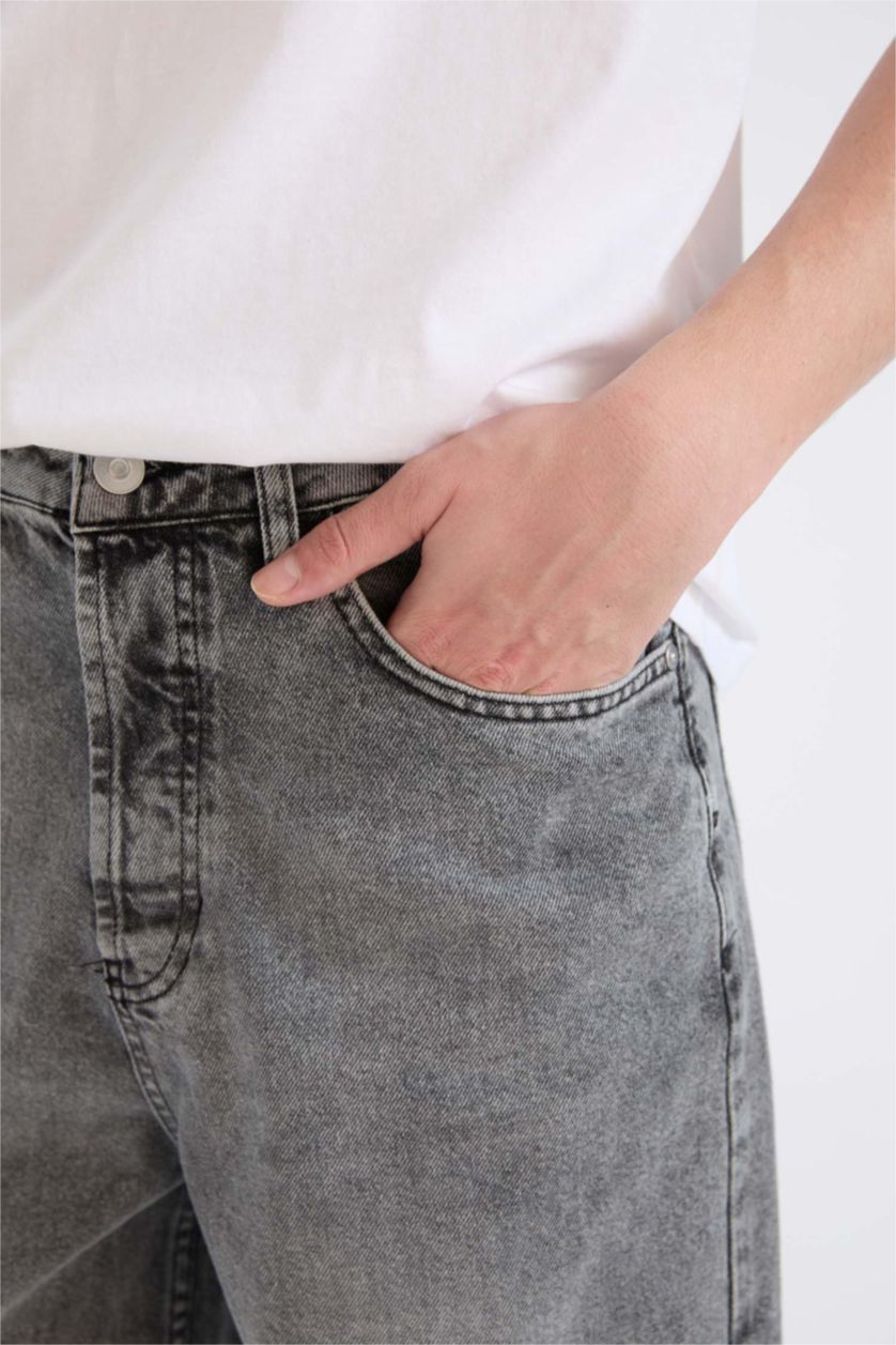 MAN Grey Baggy Fit Wide Pattern Normal Waist Wide Leg Jeans