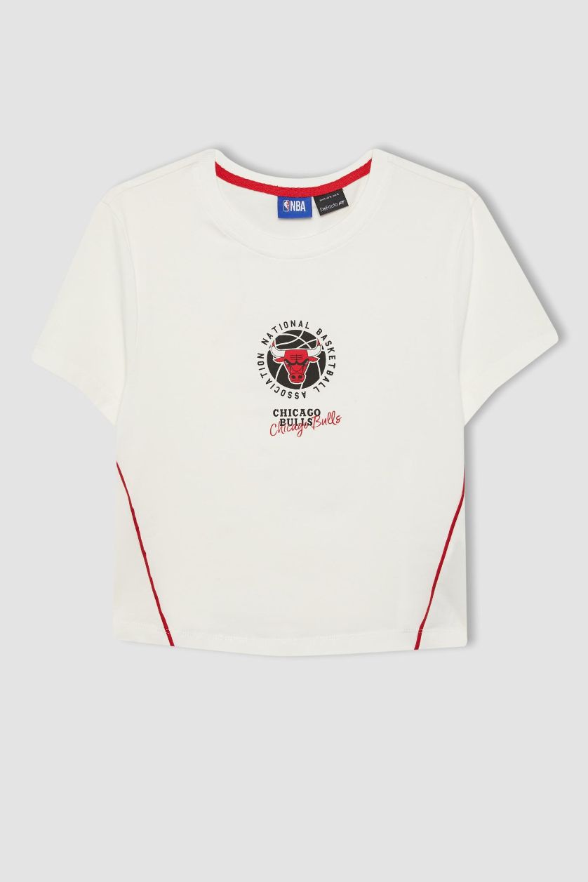 Kadın Ekru DeFactoFit NBA Chicago Bulls Crop Bisiklet Yaka Kısa Kollu Tişört