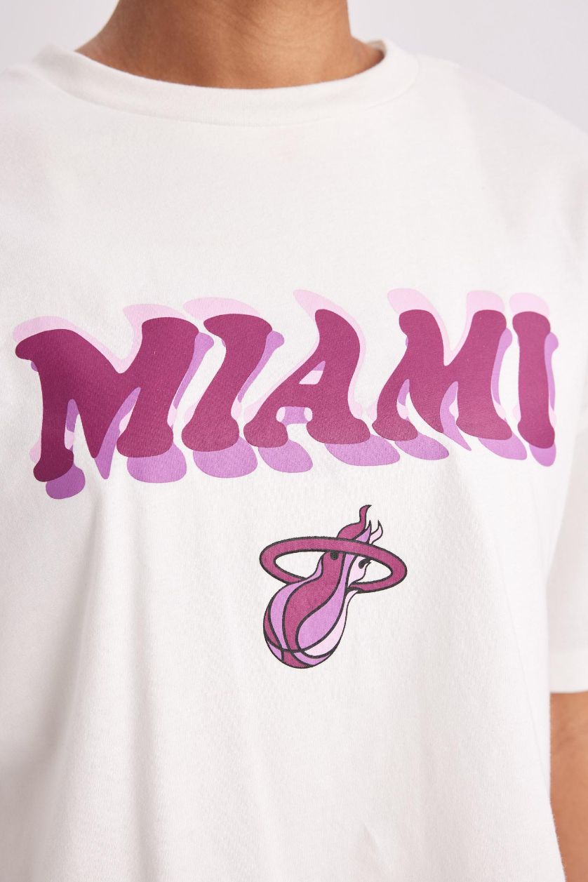 WOMAN Ecru DeFactoFit NBA Miami Heat Crew Neck T-Shirt