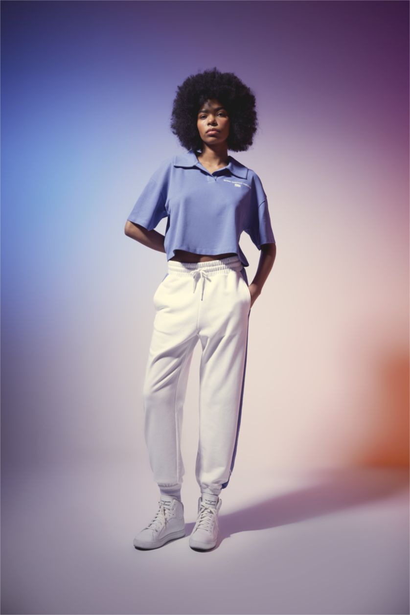 FEMME Écru Pantalon de Jogging NBA Wordmark à taille élastique et poches de DeFactoFit