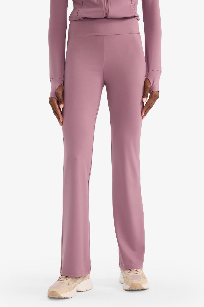 WOMAN Rose Flare Fit Shaping Soft Touch Sweatpants