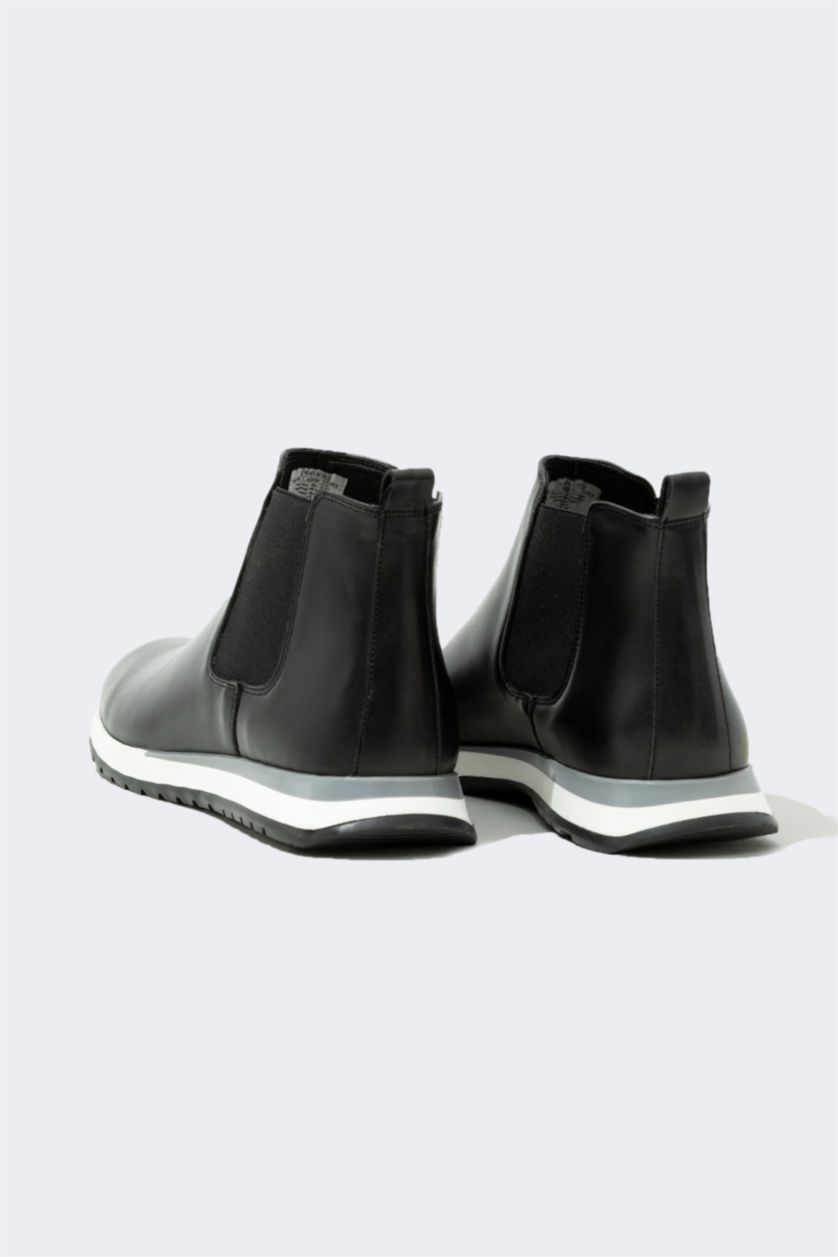 MAN Black Men Slip On High Sole Faux Leather Boots