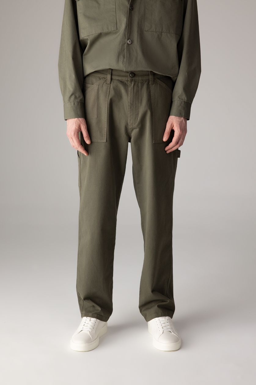 Man Dark Khaki Straight Fit Regular Hem Gabardine Trousers