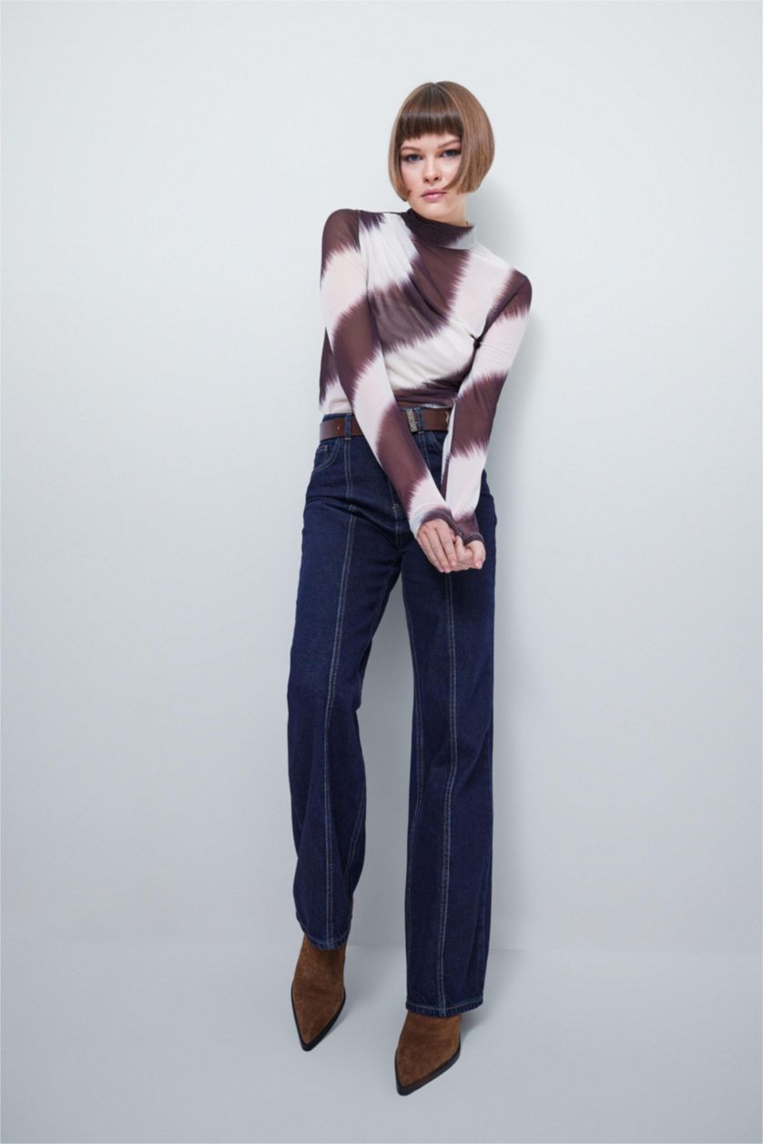 نساء بيج فاتح تيشيرت تول ردن طويل سليم فيت بياخة مستديرة