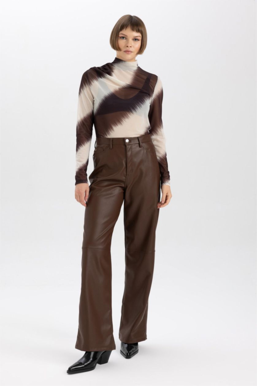 نساء بيج فاتح تيشيرت تول ردن طويل سليم فيت بياخة مستديرة