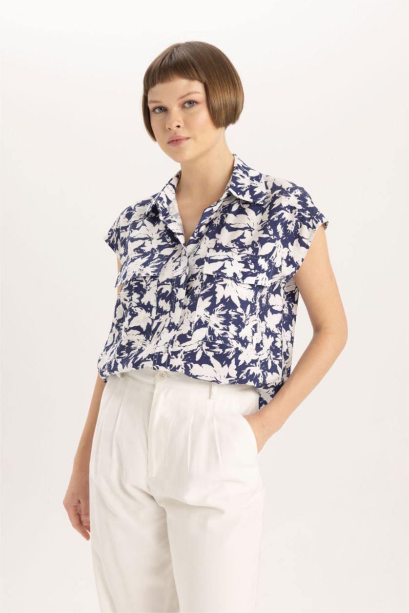 حريمي كحلي قميص نص كم وقصة عادية