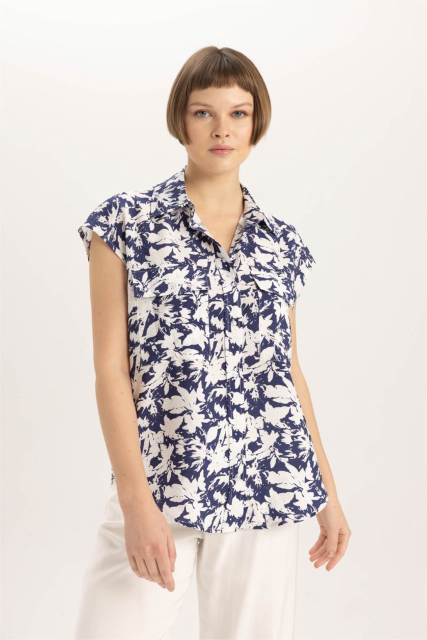 حريمي كحلي قميص نص كم وقصة عادية