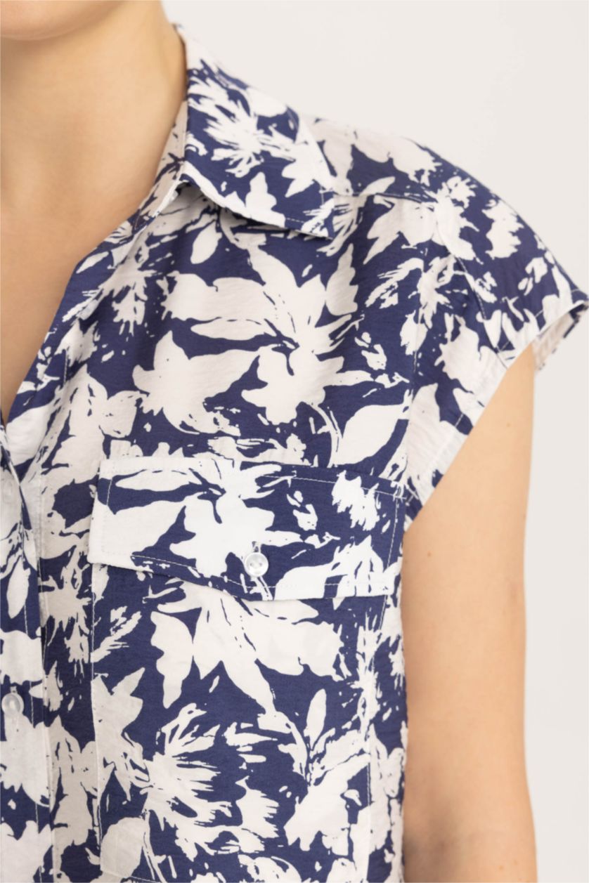 حريمي كحلي قميص نص كم وقصة عادية