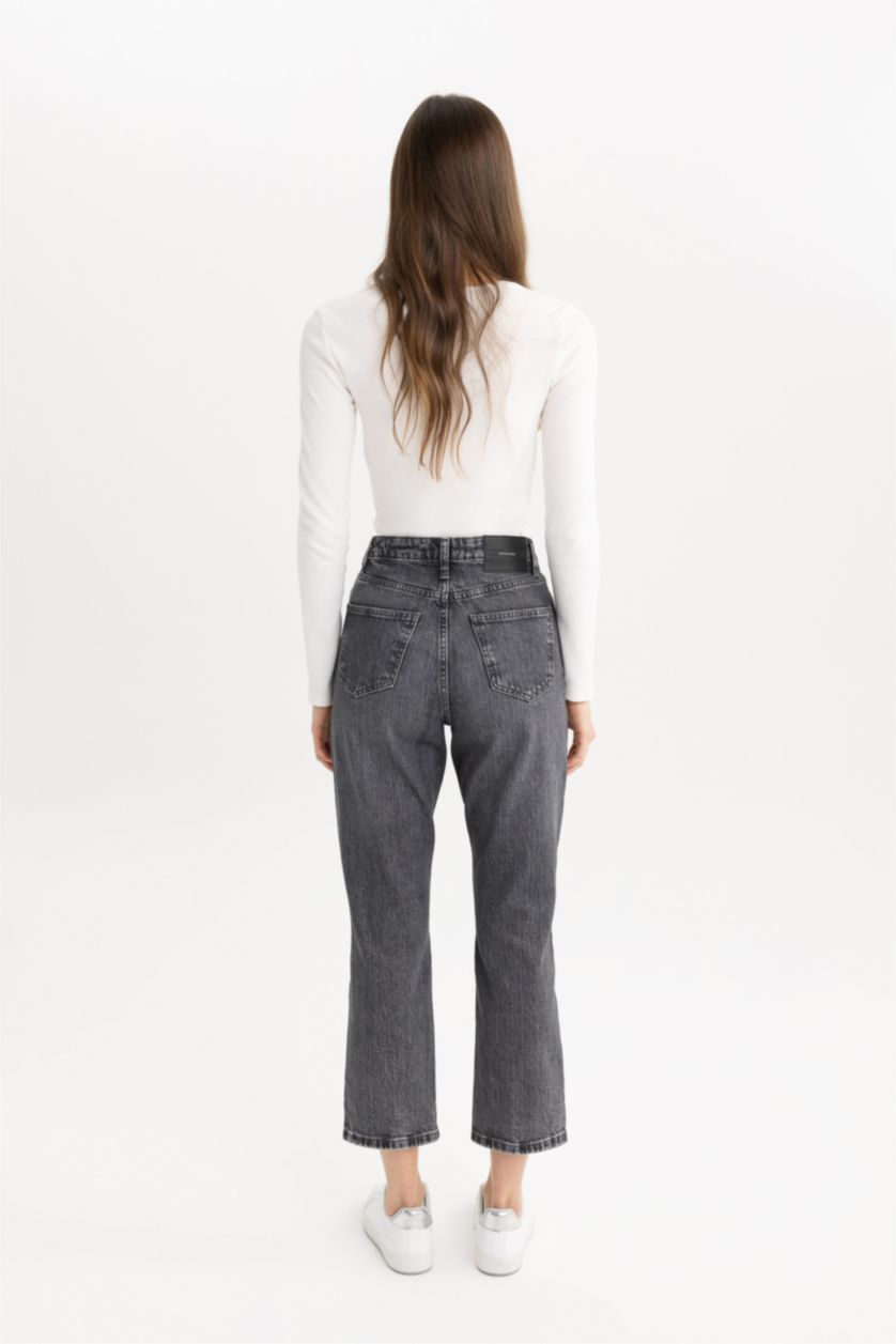 WOMAN Anthracite Ankle Length Jean Pant