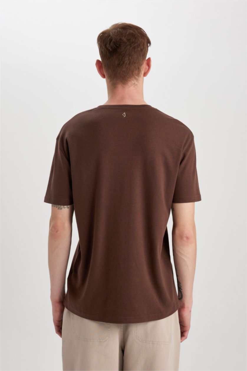 MAN Brown Regular Fit Crew Neck Printed Short Sleeve Heavy Fabric T-Shirt