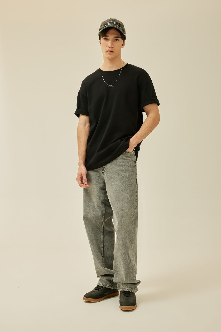 MAN Black Comfort Fit Crew Neck Printed T-Shirt