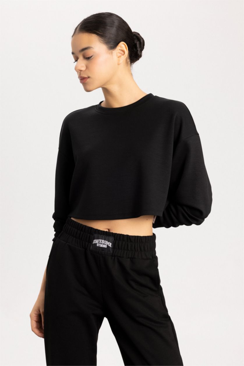 Woman Black DeFactoFit Crew Neck Sports Crop Sweatshirt