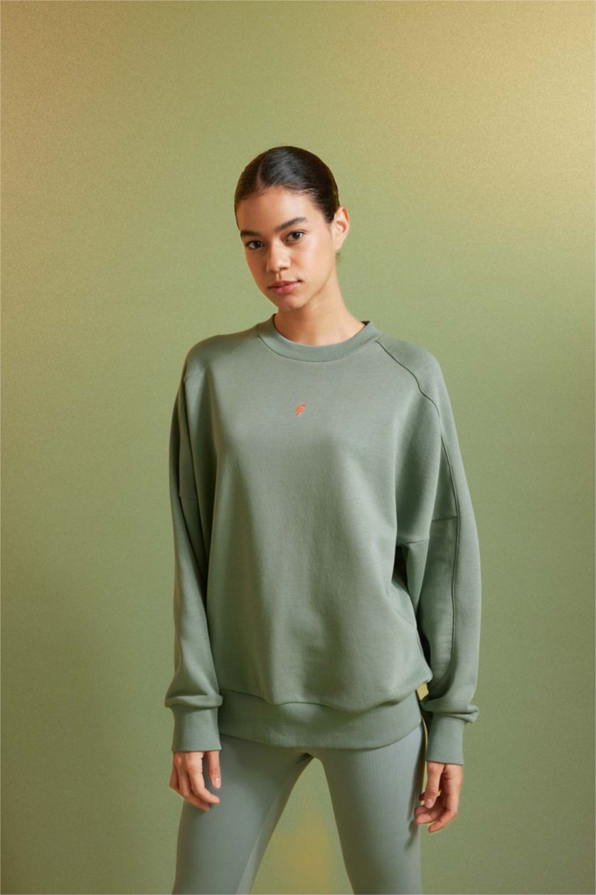 FEMME Vert Sweatshirt de Sport Oversize à Col Rond de DefactoFit