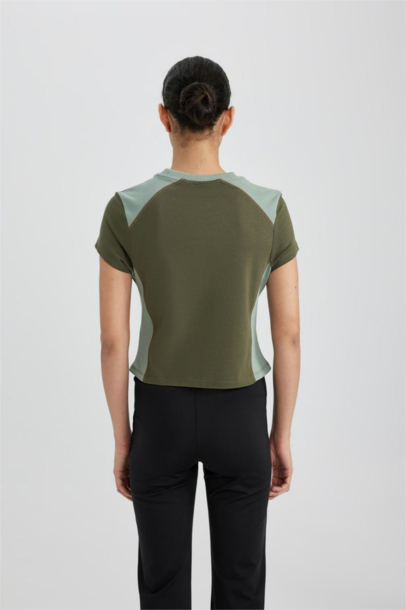 نساء كاكي تيشيرت رياضي نص كم جيرسي قصة عادية من DeFactoFit