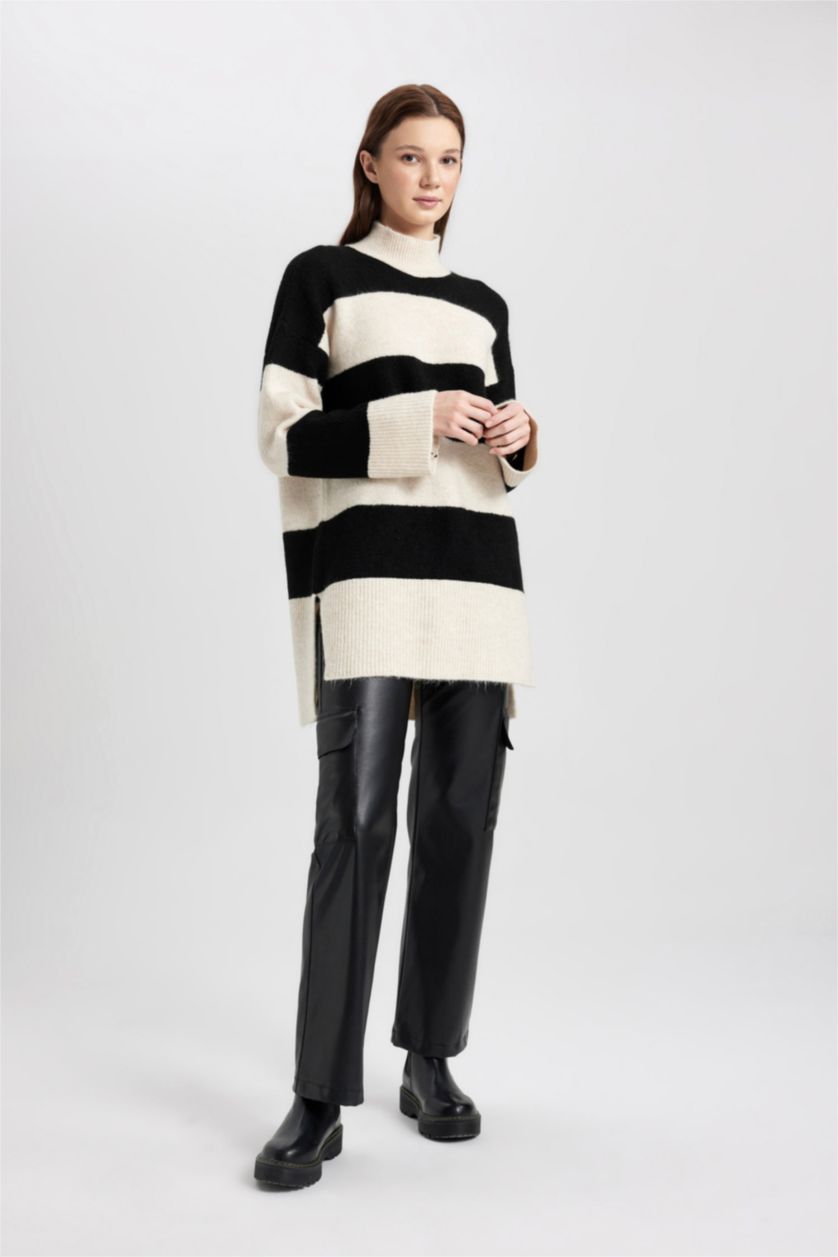 FEMME Noir Regular Fit Tunic