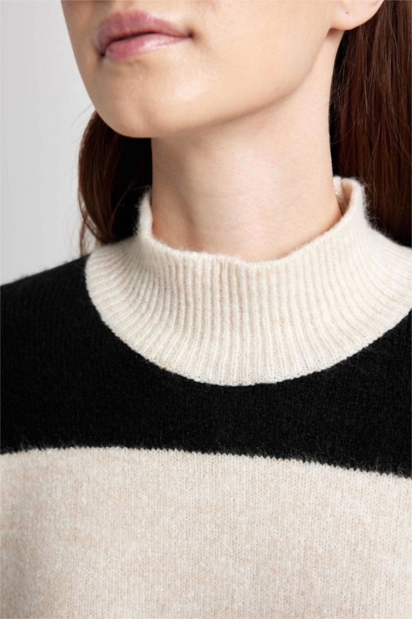 FEMME Noir Regular Fit Tunic