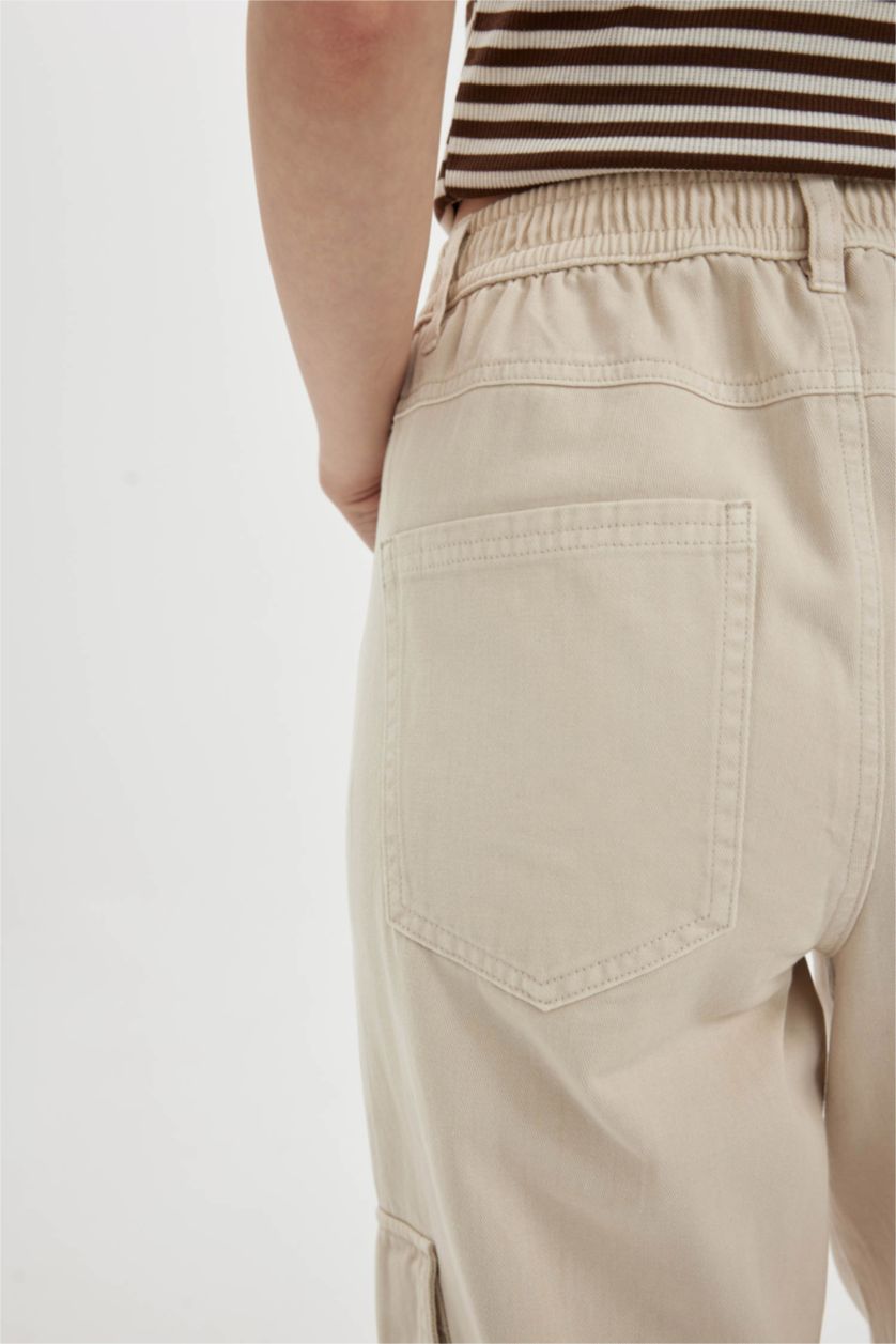 حريمي بيج بنطلون كارجو جوجر بخصر عالي