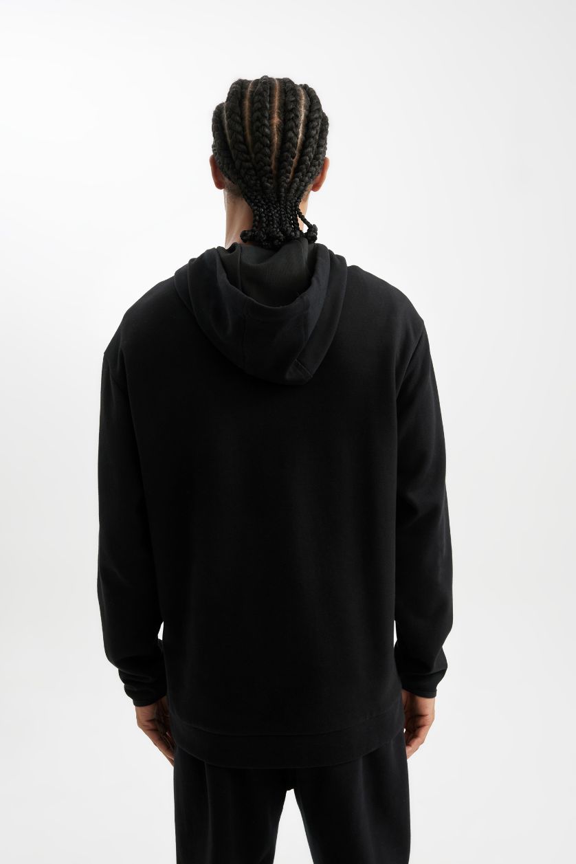 رجال أسود سويت شيرت قصة عادية بغطاء للرأس من DeFactoFit