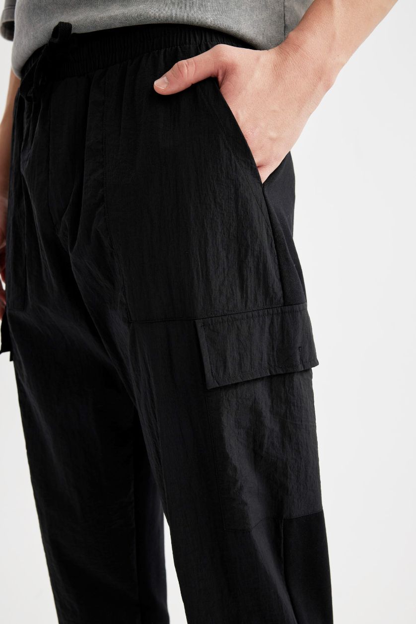 MAN Black Regular Fit With Cargo Pocket Thin Sweatshirt Fabric Trousers