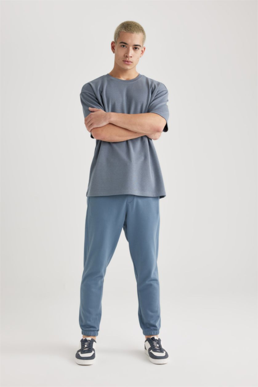 MAN Light Indigo Regular Fit With Pockets Trousers