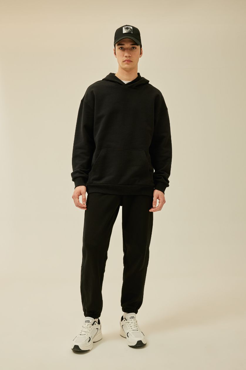 رجالي أسود سويت شيرت بيزك قصة مريحة بكابيشون بجيب