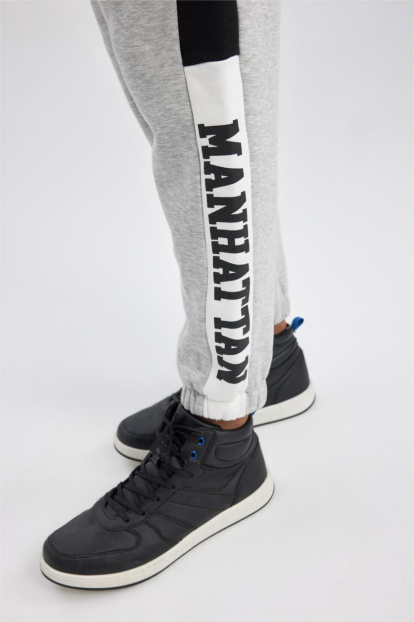 MAN Grey Melange Standard Fit Jogger