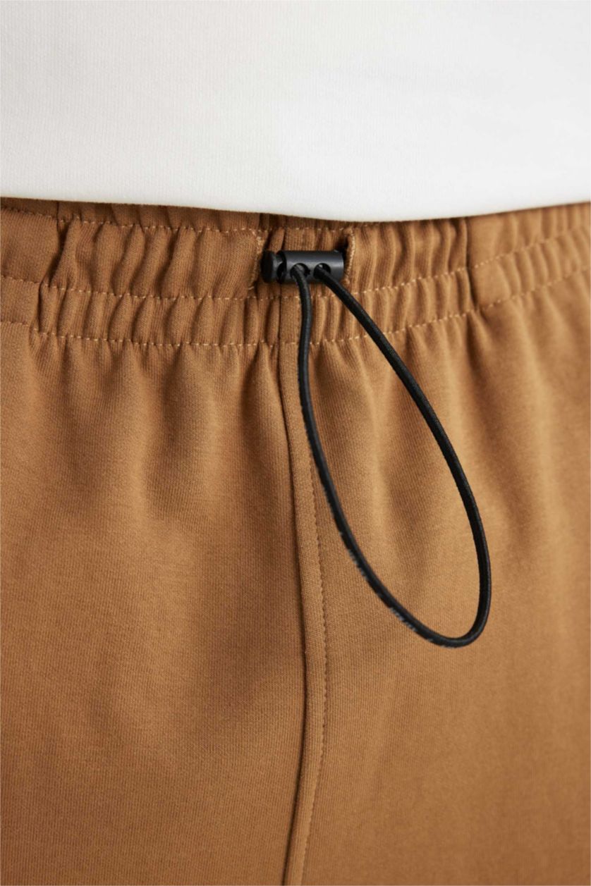 Erkek Vizon Sporcu İnce Jogger Eşofman Altı Standart Fit Kargo Cepli Beli Bağcıklı Lastikli Paça