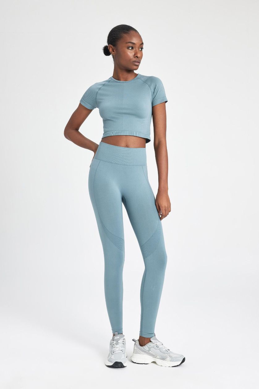 نساء أخضر تيشيرت كروب توب نص ردن بياخة مستديرة