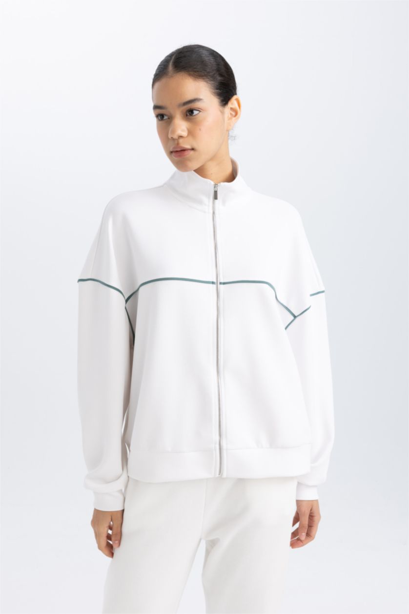 Woman White DeFactoFit Oversize Premium Cardigan