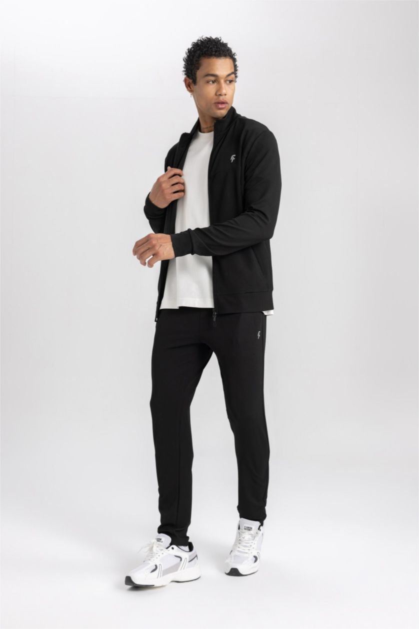 Man Black Standard Fit Pique Jogger