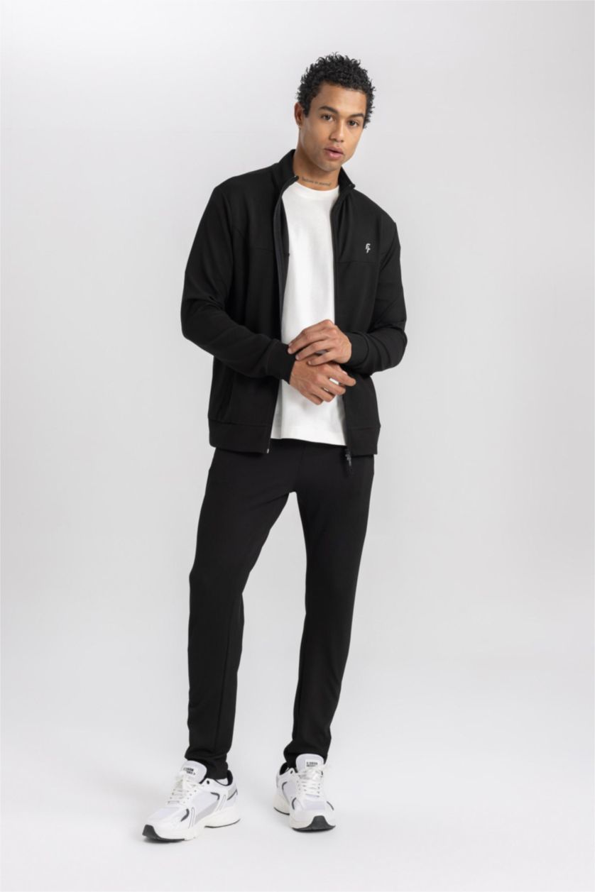 Man Black Standard Fit Pique Jogger